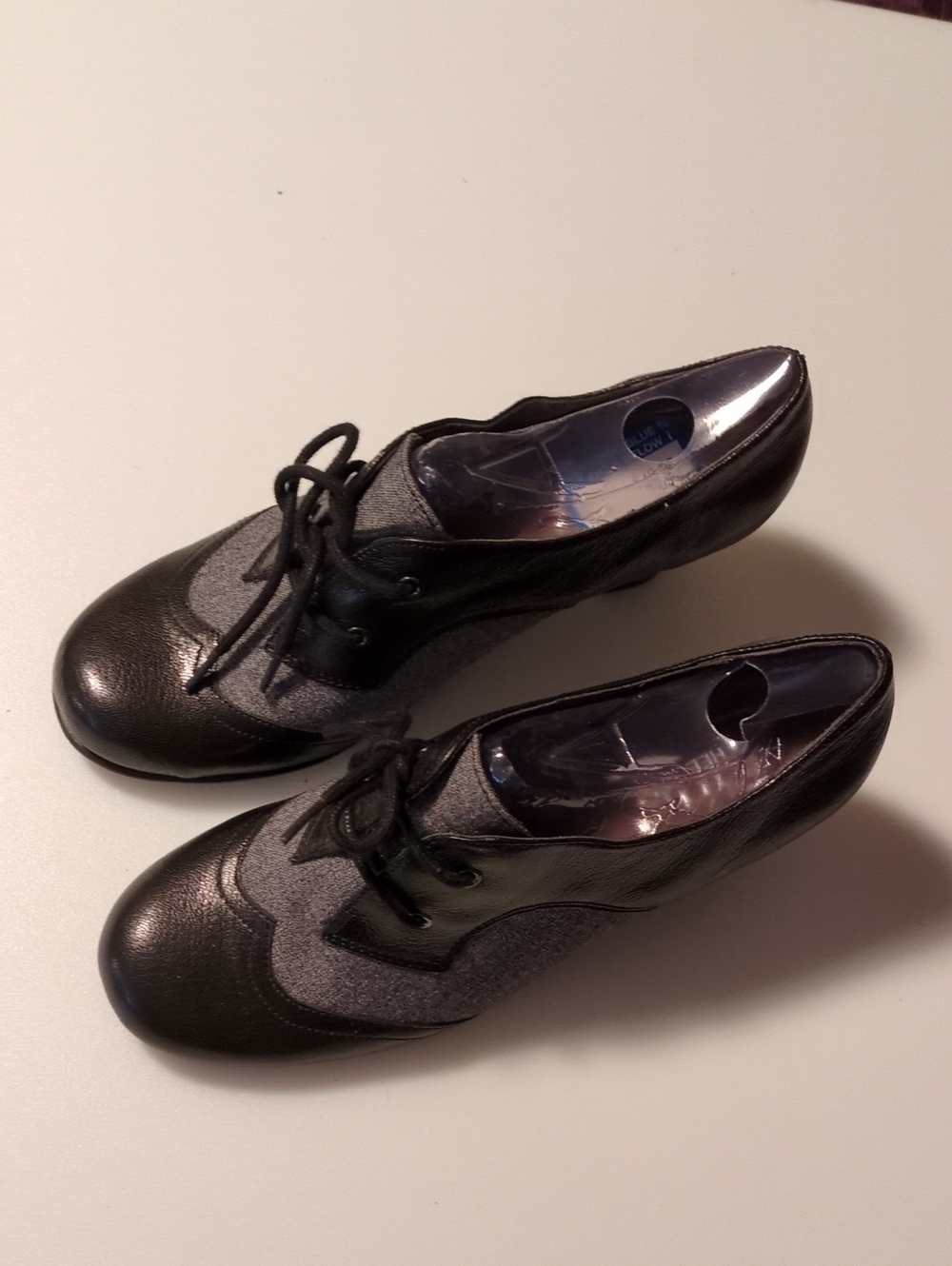 Aerosoles Heel Rest Black Gray Lace-Up Heeled Oxford Brogue Shoes 7.5M